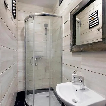Clicktheflat Hoza Street Hostal *