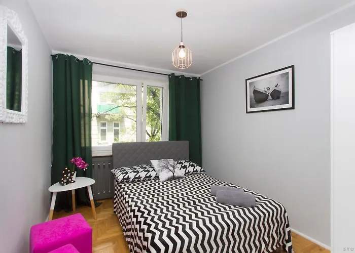 Clicktheflat Hoza Street *