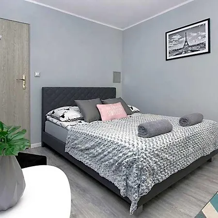 Hostel Clicktheflat Hoza Street Varsó