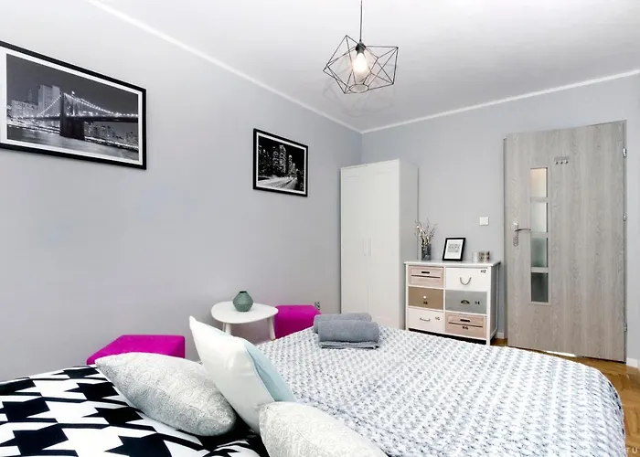 Hostel Clicktheflat Hoza Street Warschau