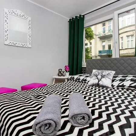 Hostel Clicktheflat Hoza Street Βαρσοβία