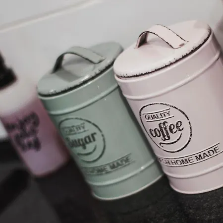 Clicktheflat Hoza Street